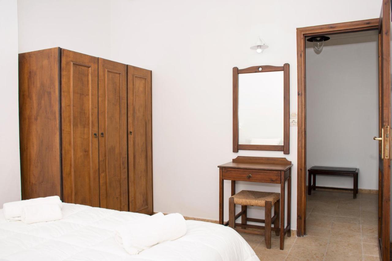 Olive Tree Apartment Kalivianí Екстериор снимка