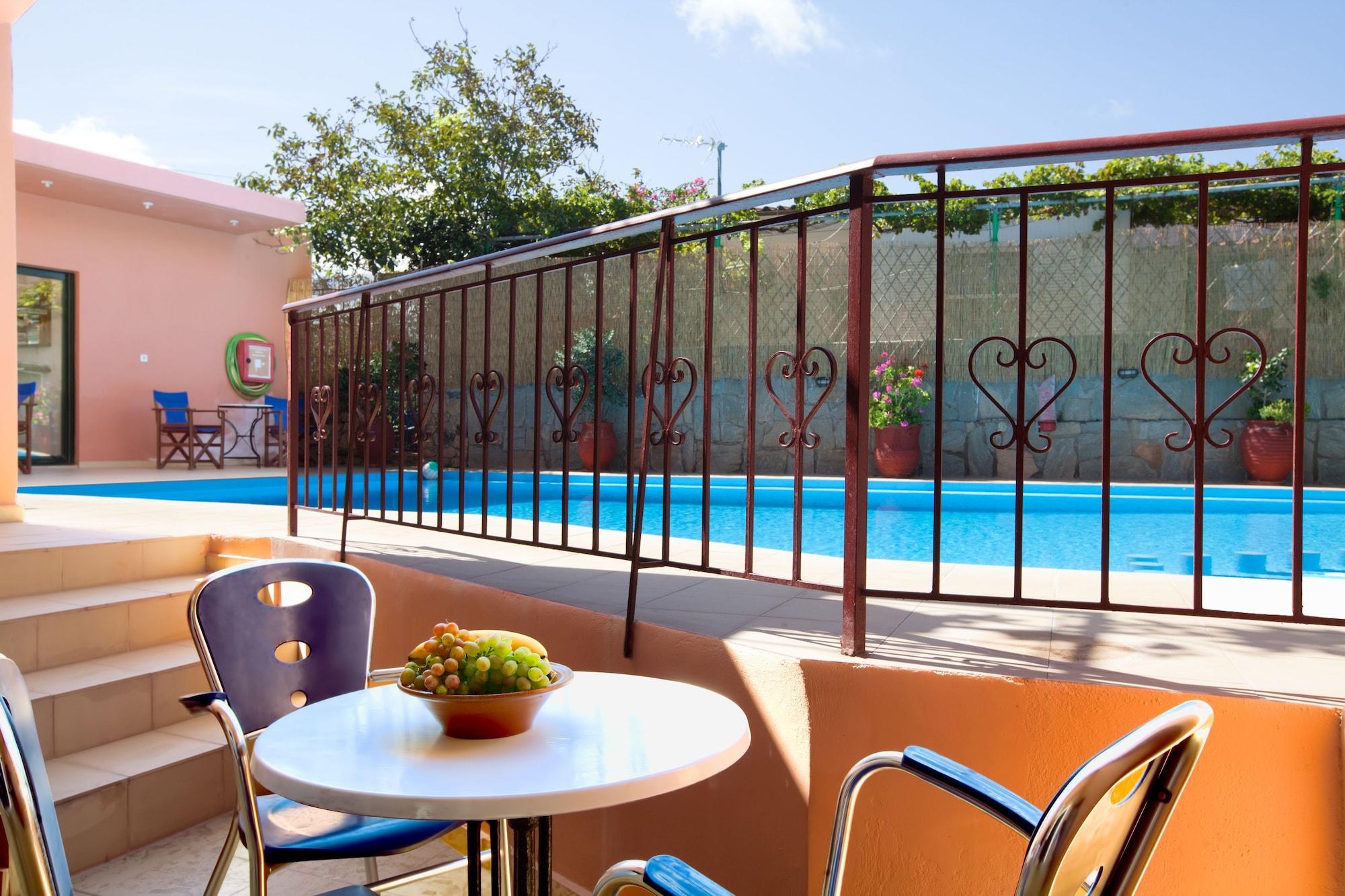 Olive Tree Apartment Kalivianí Екстериор снимка